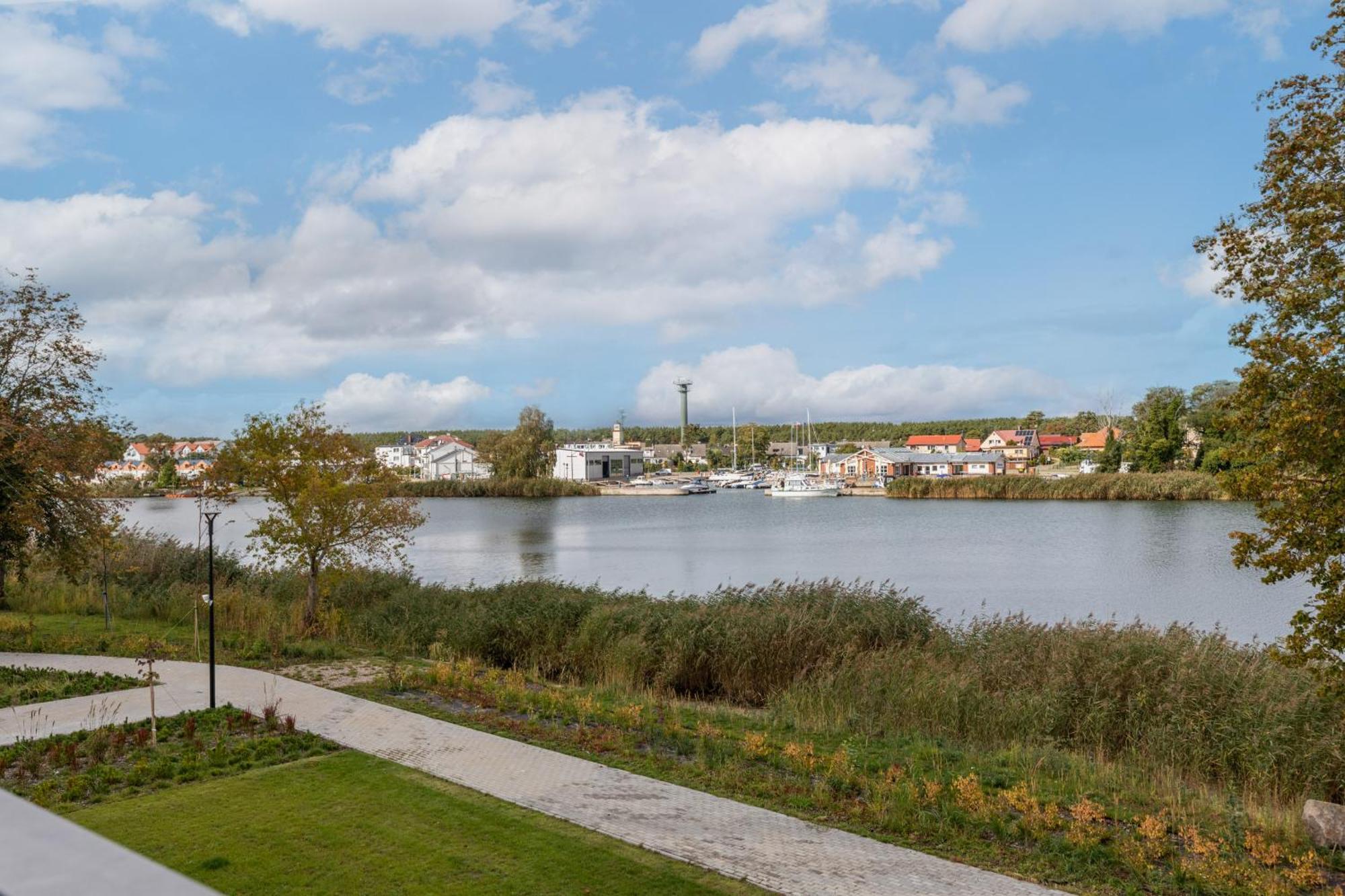 Dziwnow Luxurious Apartment No1 By The River By Renters Prestige Exterior photo